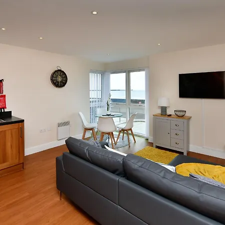 Just Stay Wales - Meridian Bay Beachfront Apartment With Private Secure Parking Swansea Exterior photo